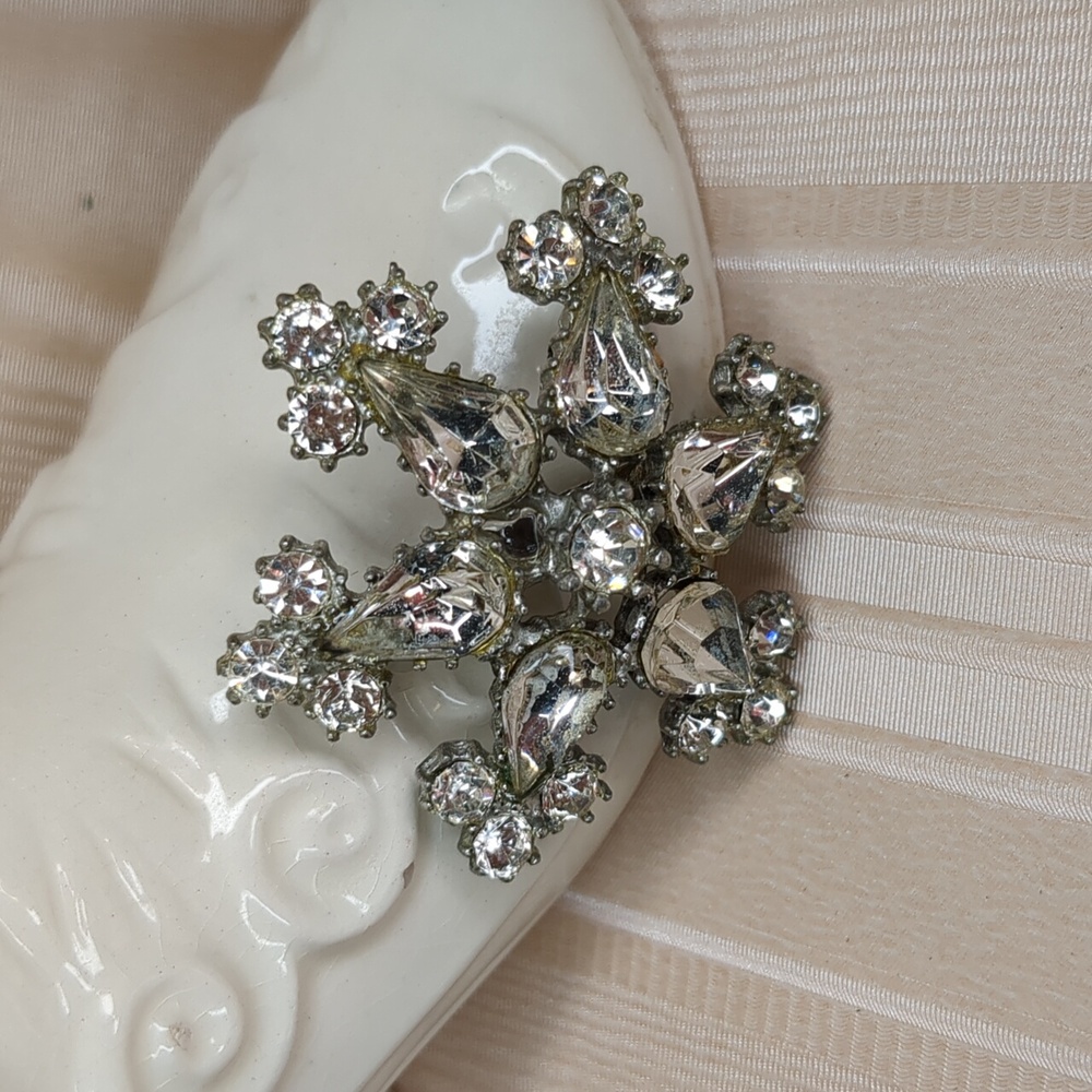 Vintage 60s Silver AB Crystal Brooch Retro Rhinestone Starburst Mid Century - Picture 3 of 9